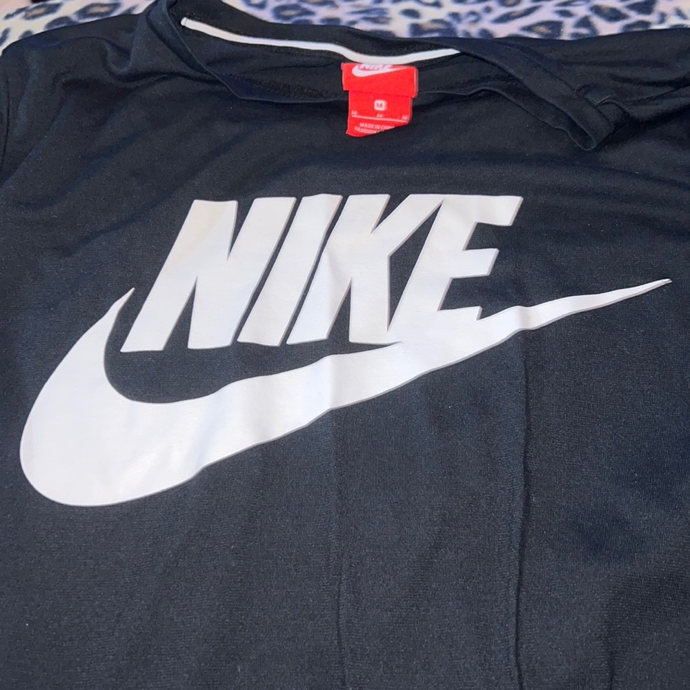 Nike long sleeve shirt